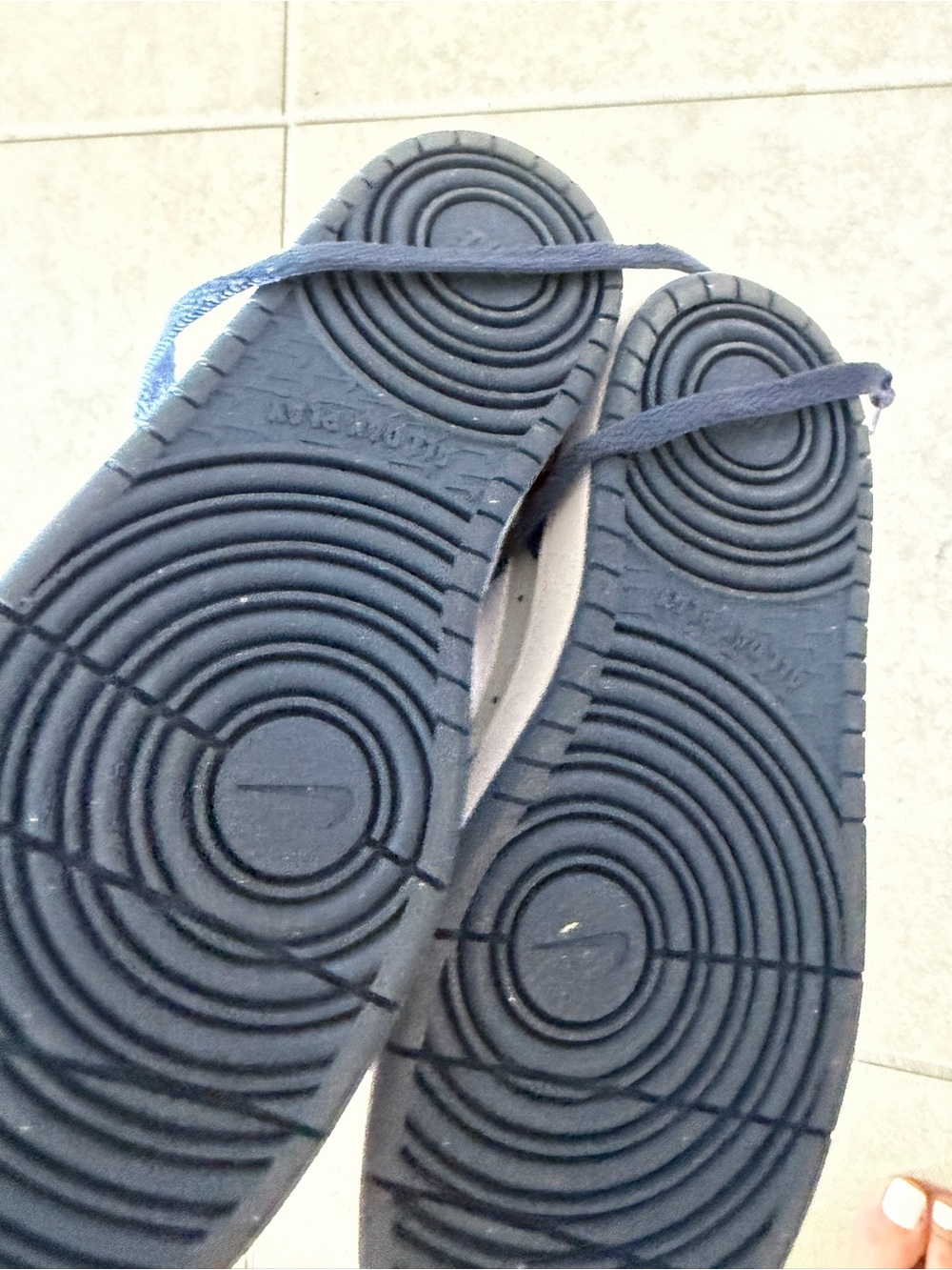 Nike Kids Sneakers Navy Blue and White with Lime Accent - Picture 5 of 5